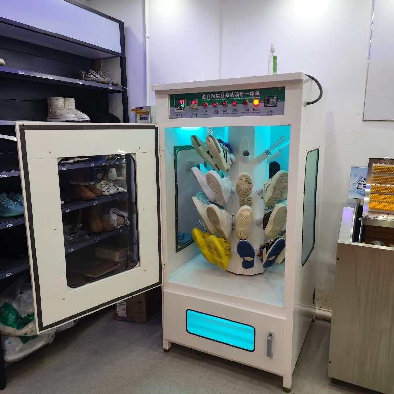 آلة غسيل الأحذية الأوتوماتيكية - مراجعة Sneaker Care Equipment وسعره