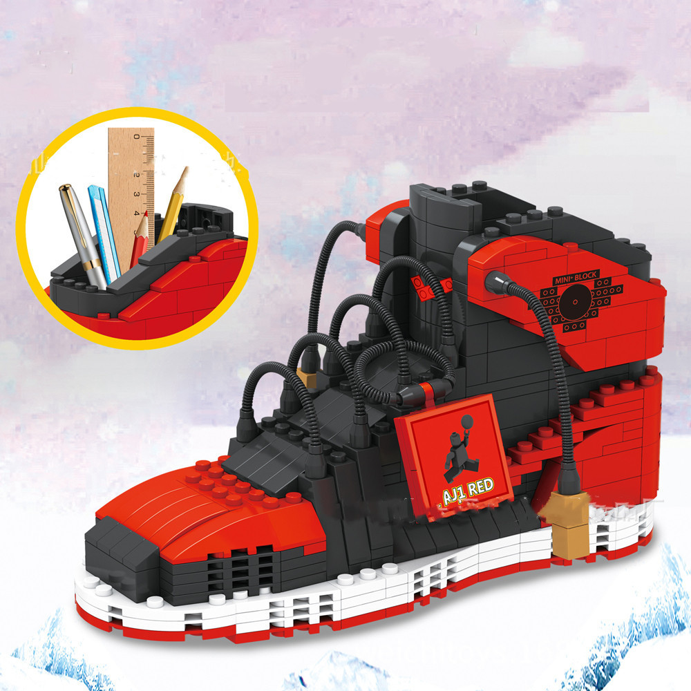 أحذية كرة السلة الرياضية اللبن - مراجعة Sneaker Care Box وسعره