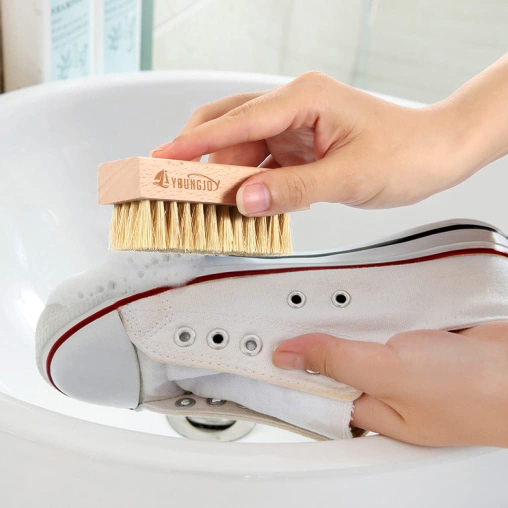 مجموعة فرش تنظيف أحذية رياضية  - مراجعة Sneaker Cleaning Kit وسعره